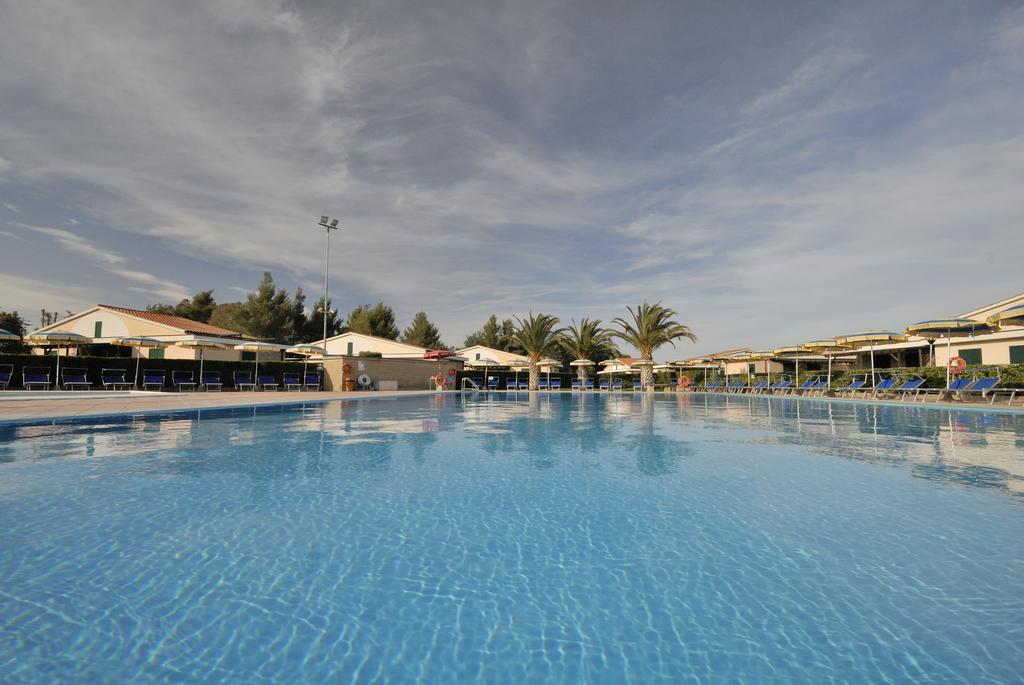 La Cecinella Apartments Marina di Cecina Zewnętrze zdjęcie