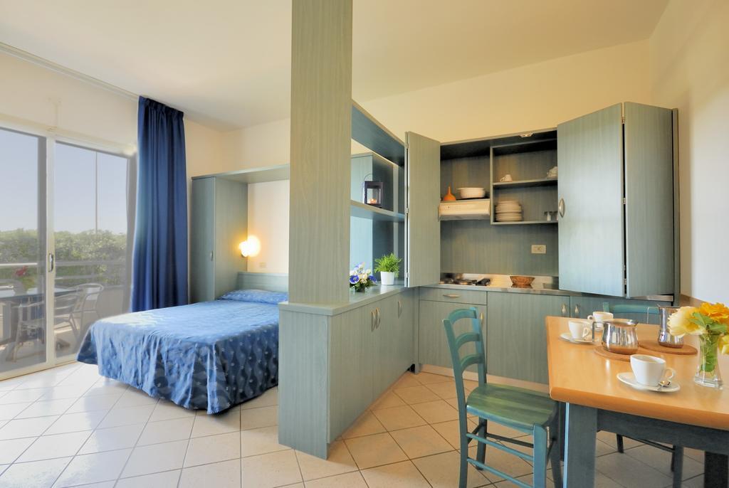 La Cecinella Apartments Marina di Cecina Zewnętrze zdjęcie