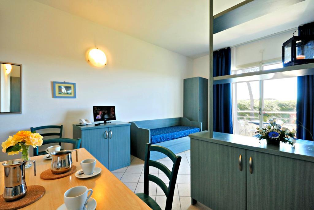 La Cecinella Apartments Marina di Cecina Zewnętrze zdjęcie